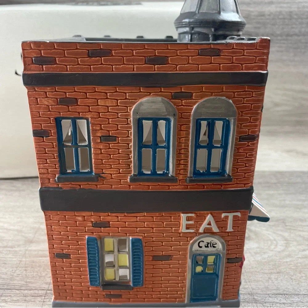 Department 56 The Original Snow Village ~1988 Corner Cafe 5124-1 ~ with light